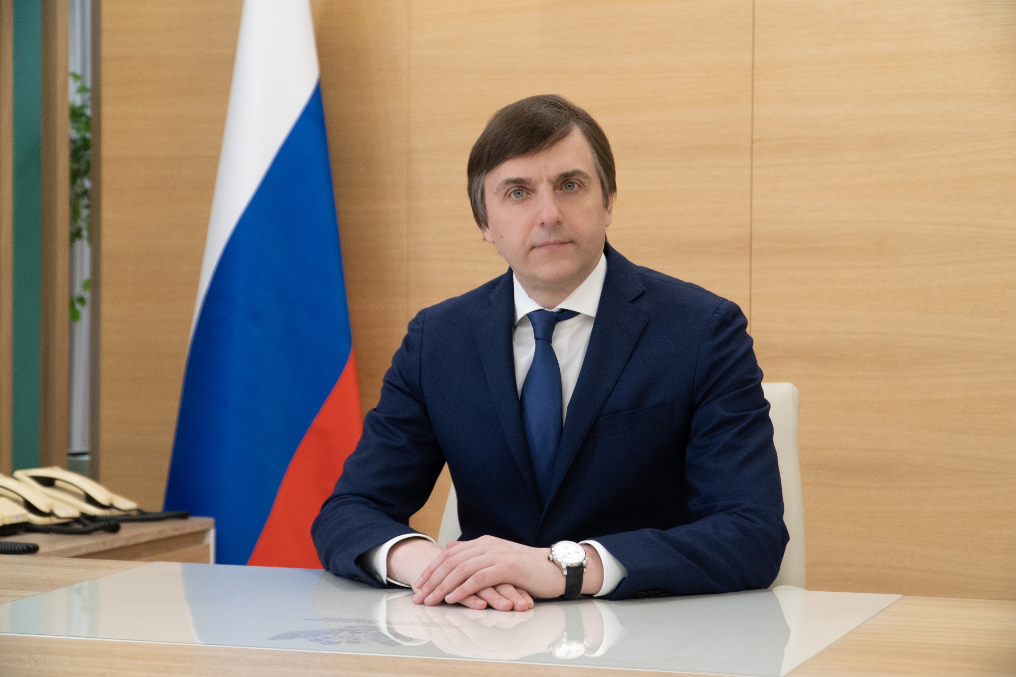 Комитет Госдумы по просвещению единогласно поддержал кандидатуру Сергея Кравцова на пост Министра просвещения РФ.